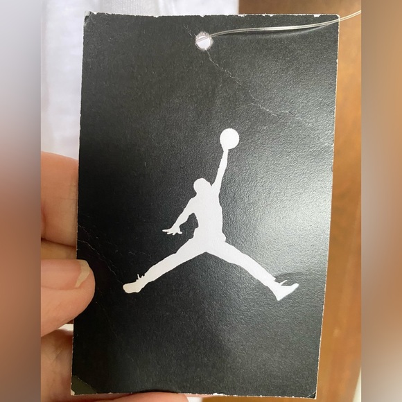 Jordan White Tee with Red and Black #23 Graphic. Boy’s Youth Size Large (12-13). - Picture 4 of 10